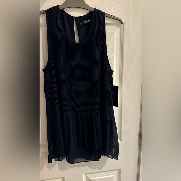 💢 2 for $30 - Zara NWT Sleeveless Blouse/Tank - Picture 3 of 10